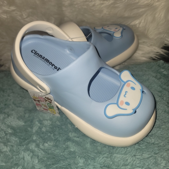 SANRIO CINNAMOROLL Clogs Size 39- 40 - Picture 6 of 11